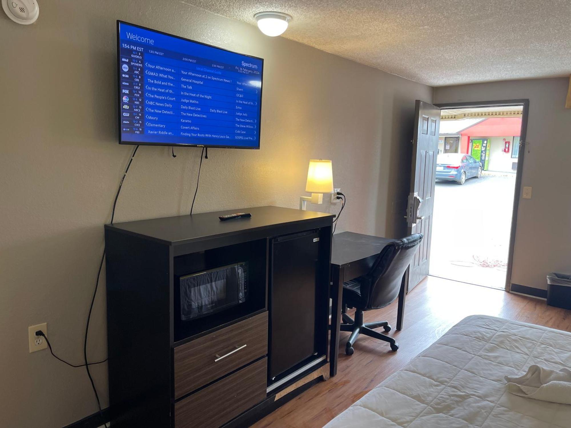 Super 8 By Wyndham Monroe 3* Monroe