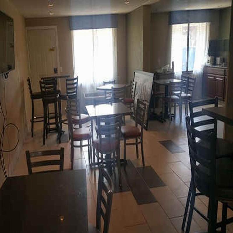 Super 8 By Wyndham 3* Monroe